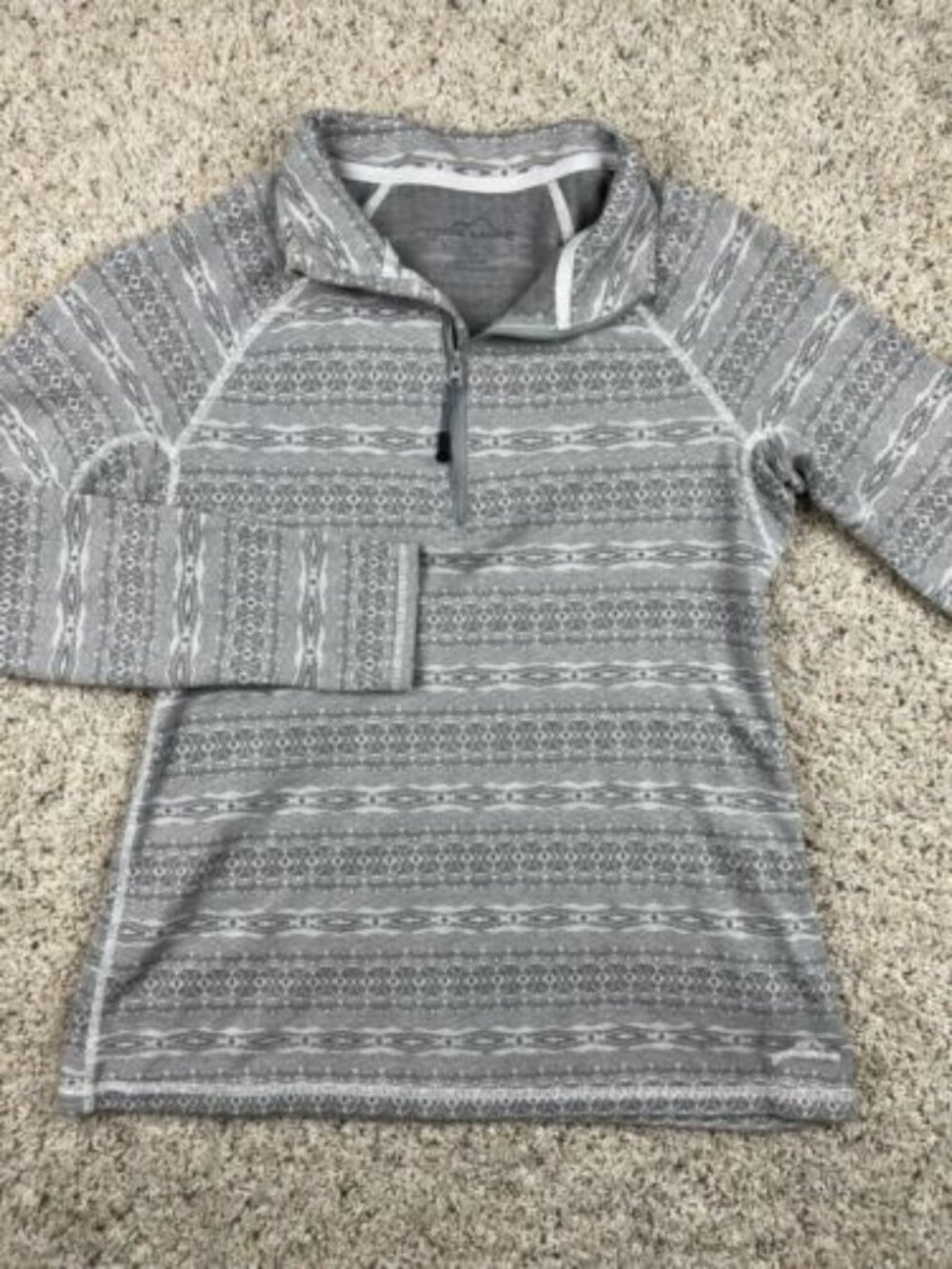 Eddie Bauer Women's Large Snowflake Print 1/4 Zip Long Sleeve Sweater Gray